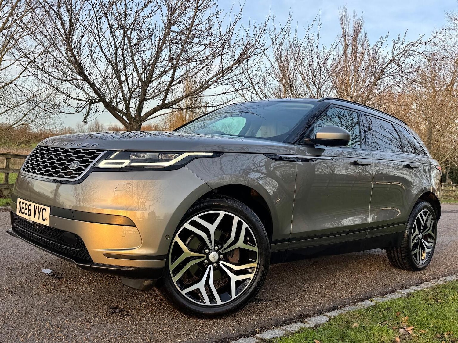 Used Land Rover Range Rover Velar 2018 for sale - 77445667: Photo 10