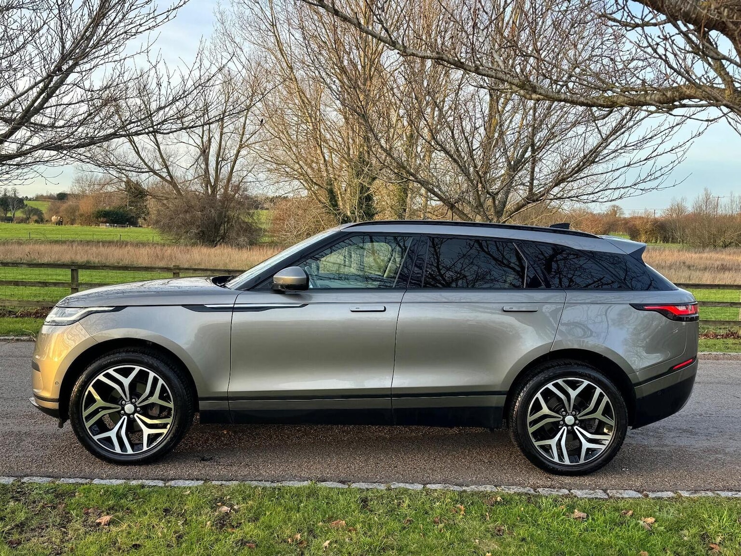 Used Land Rover Range Rover Velar 2018 for sale - 77445667: Photo 11
