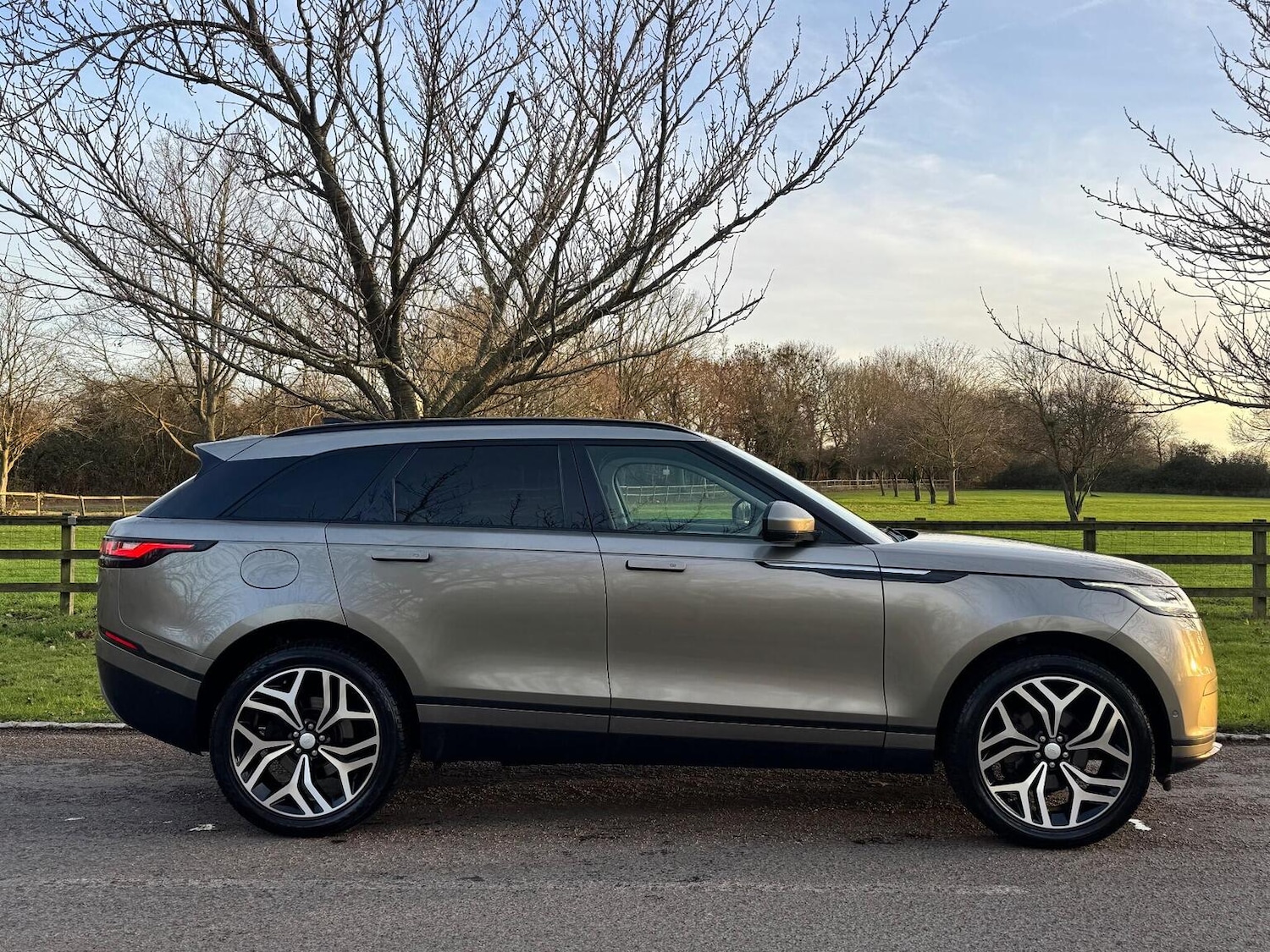 Used Land Rover Range Rover Velar 2018 for sale - 77445667: Photo 13