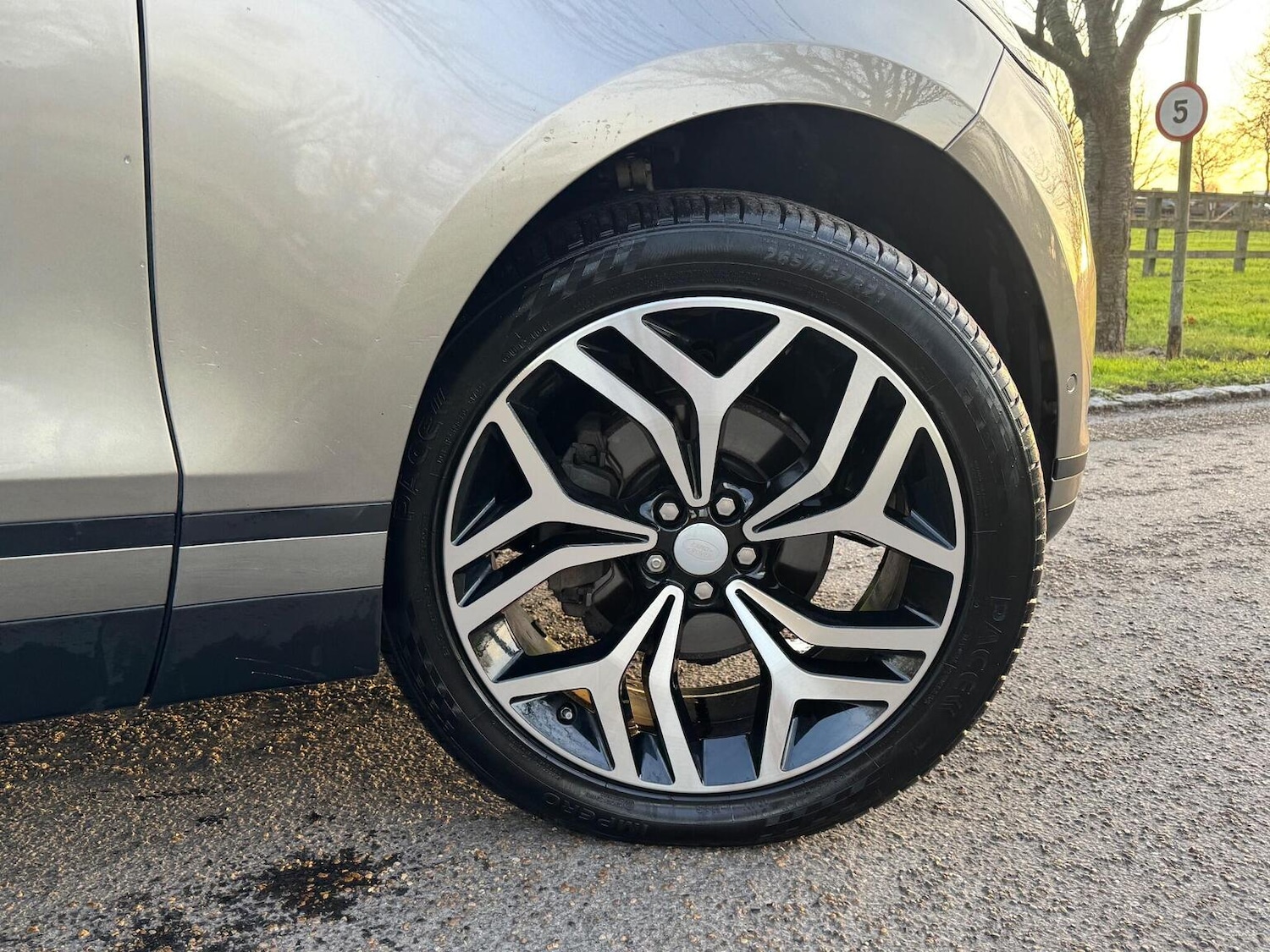 Used Land Rover Range Rover Velar 2018 for sale - 77445667: Photo 31