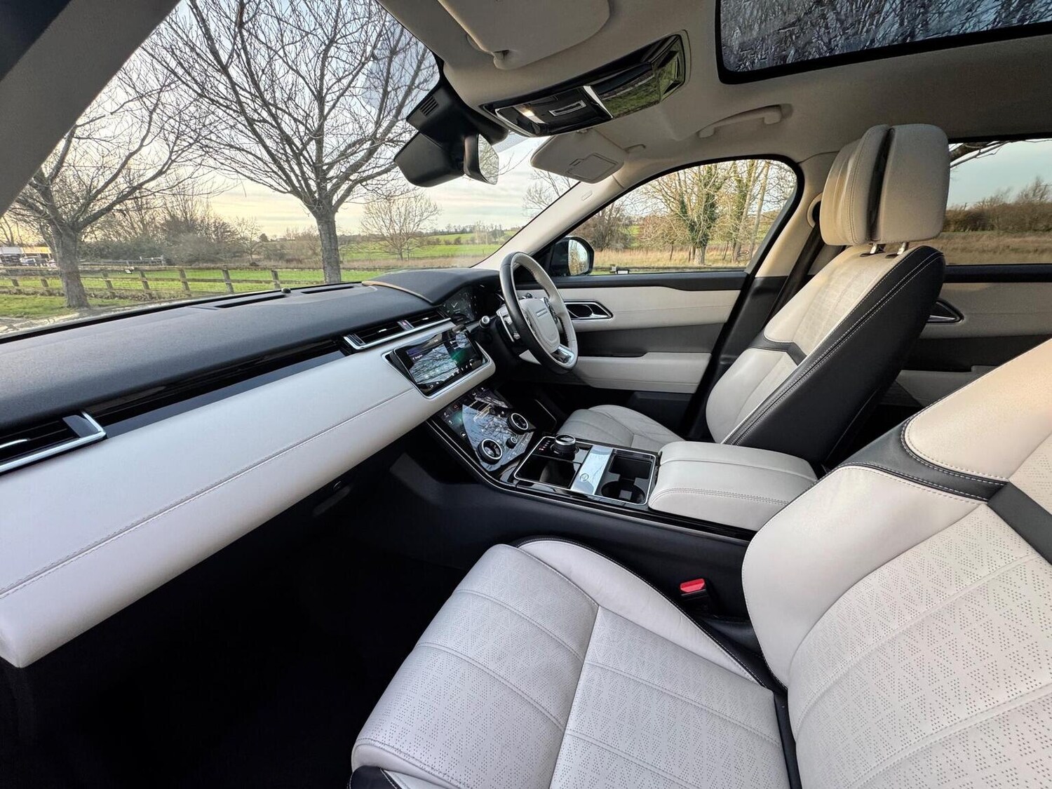 Used Land Rover Range Rover Velar 2018 for sale - 77445667: Photo 35