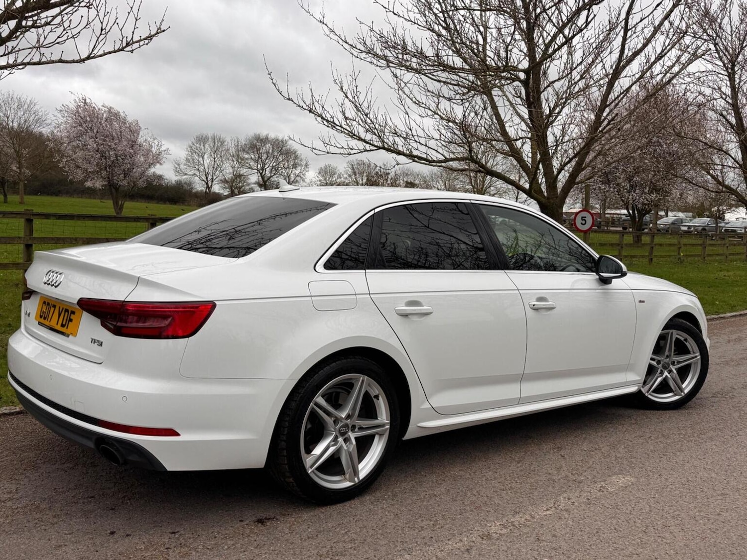 Used Audi A4 2017 for sale - 77616321: Photo 14