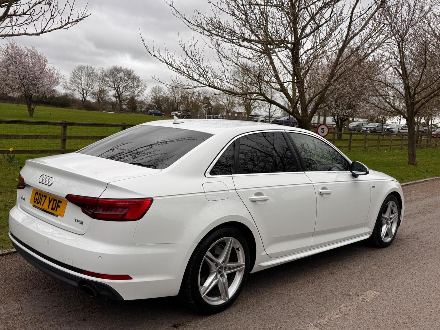 Used Audi A4 2017 for sale - 77616321: Photo 15