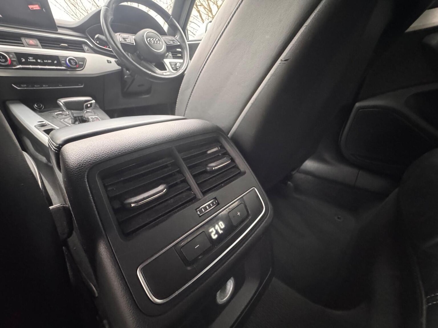 Used Audi A4 2017 for sale - 77616321: Photo 44