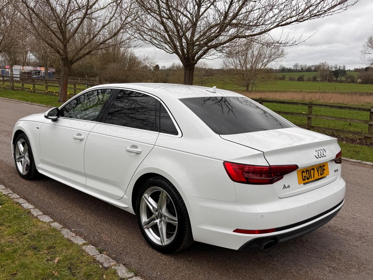 Used Audi A4 2017 for sale - 77616321: Photo 5