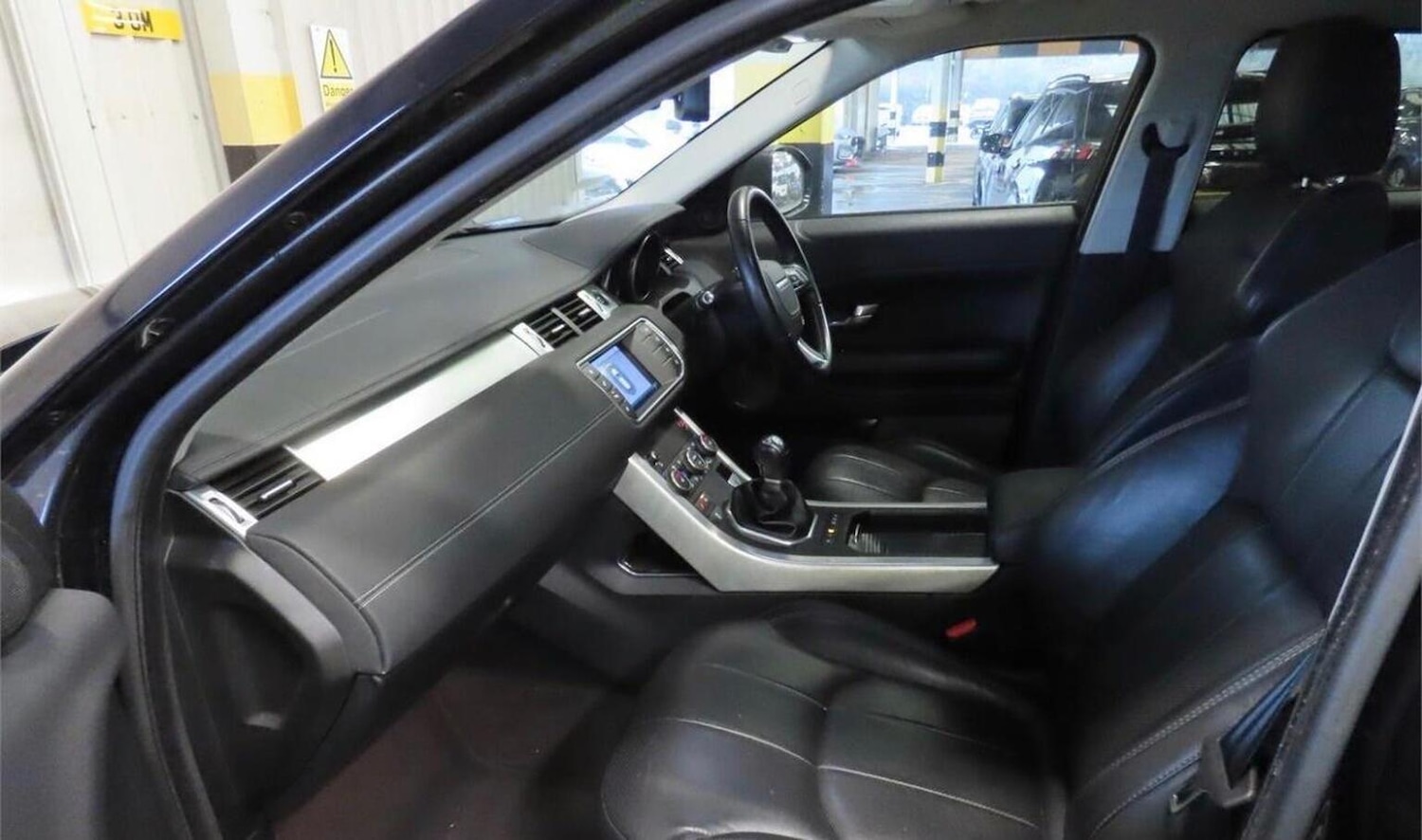 Used Land Rover Range Rover Evoque 2017 for sale - 77541630: Photo 2