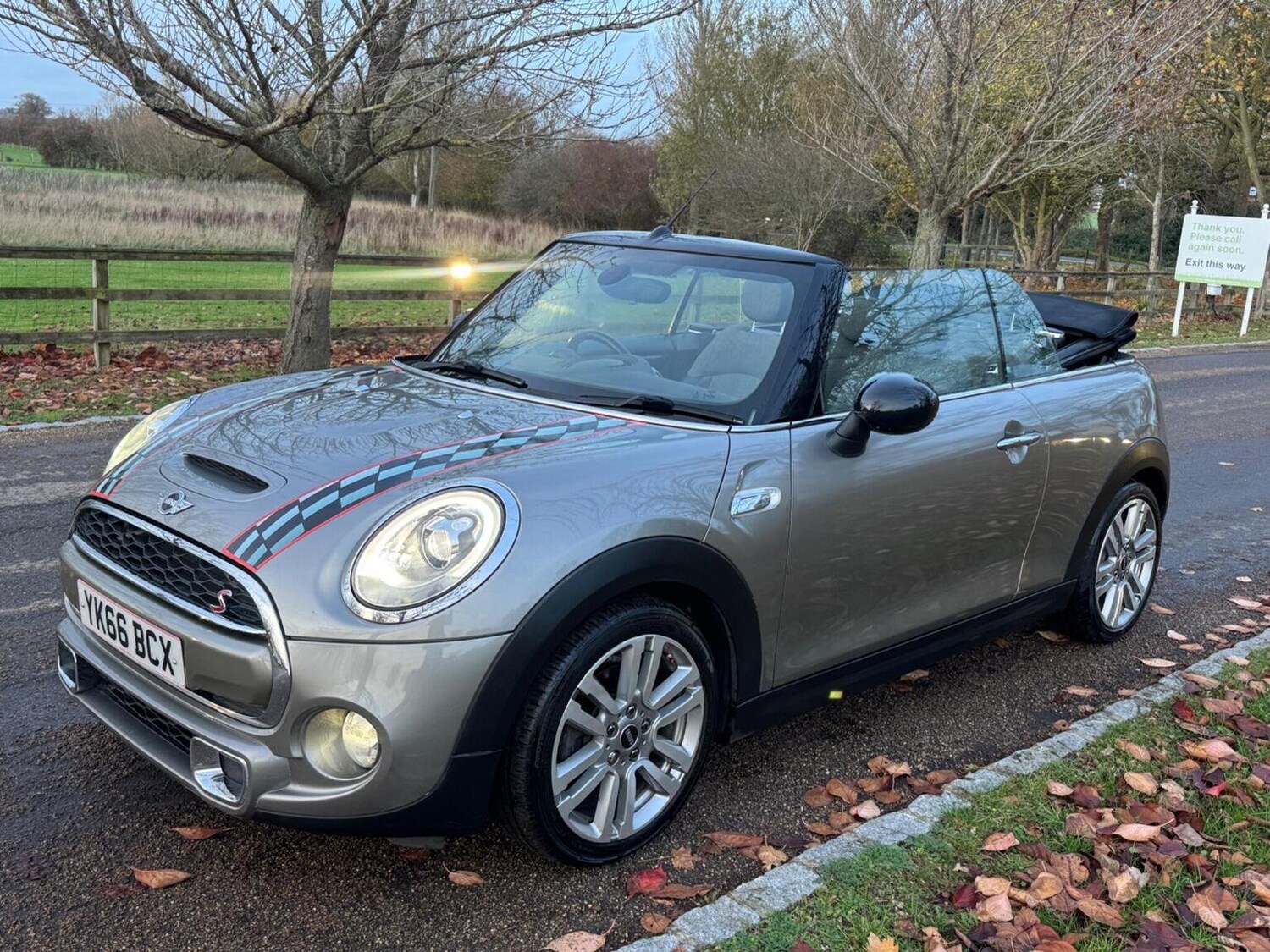 Used MINI Convertible 2016 for sale - 77445690: Photo 13