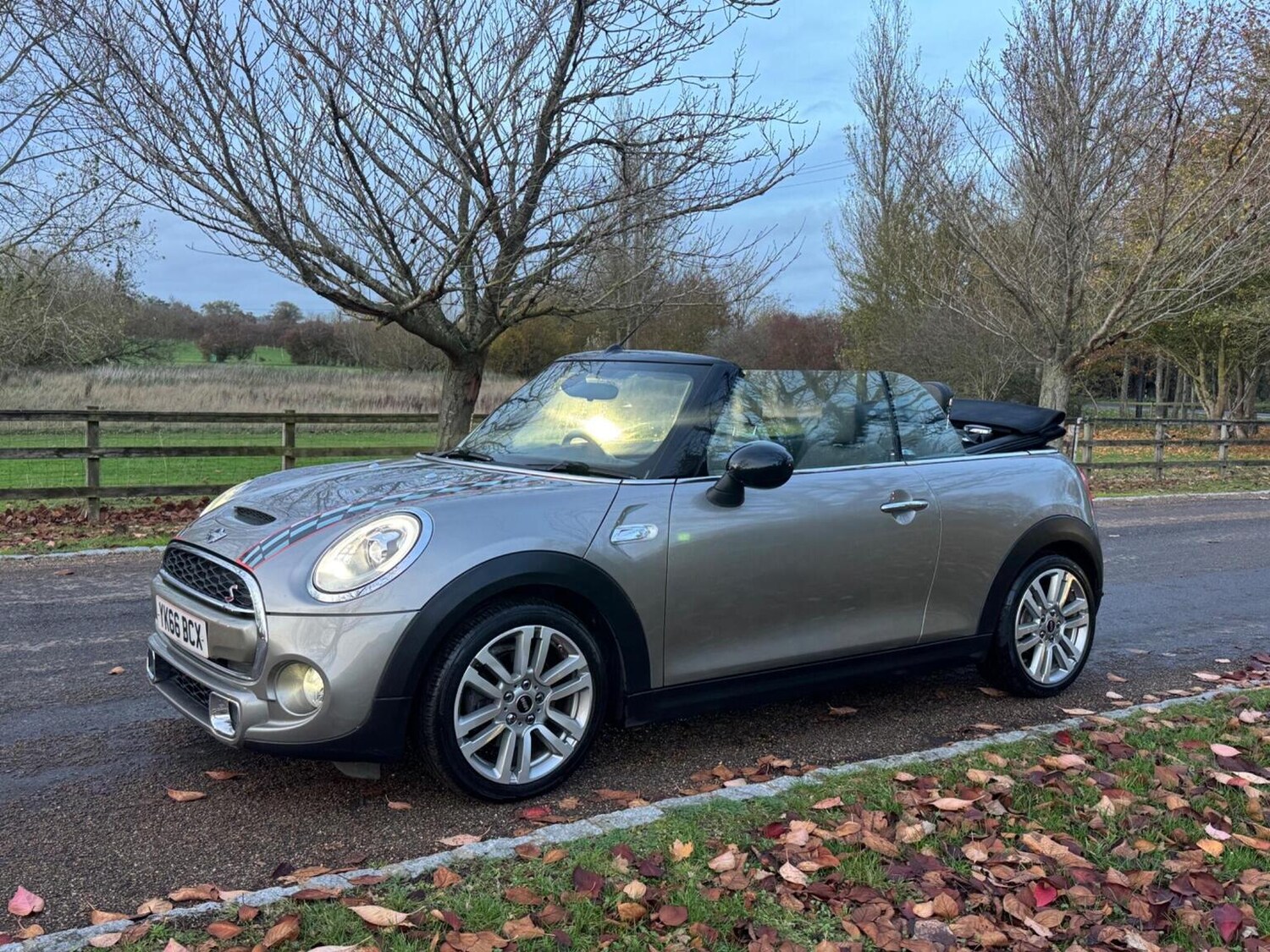 Used MINI Convertible 2016 for sale - 77445690: Photo 14