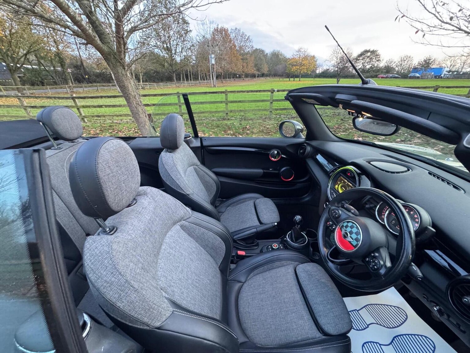 Used MINI Convertible 2016 for sale - 77445690: Photo 22