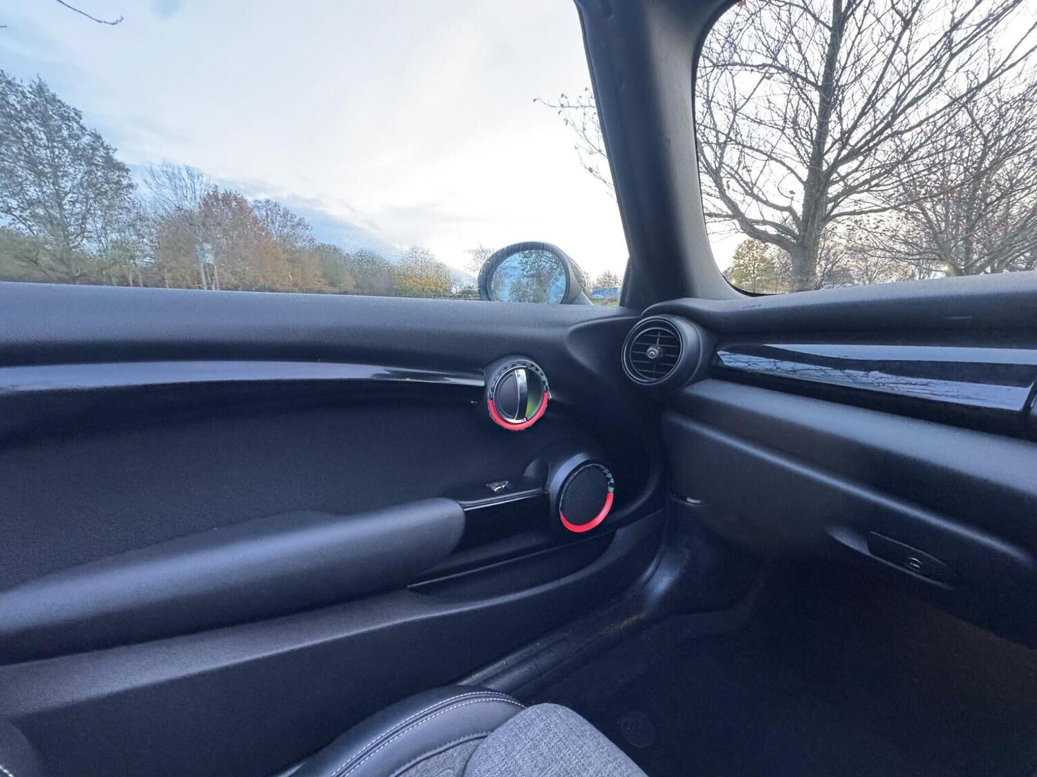 Used MINI Convertible 2016 for sale - 77445690: Photo 27