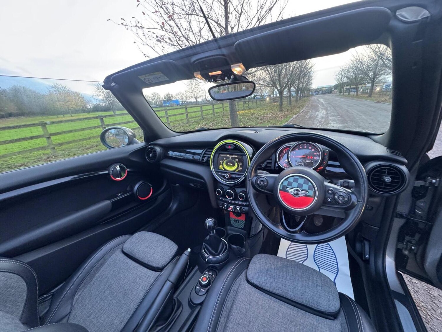 Used MINI Convertible 2016 for sale - 77445690: Photo 31