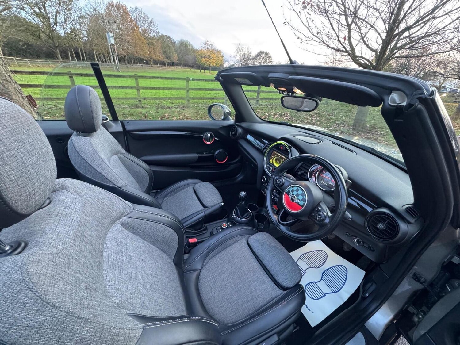 Used MINI Convertible 2016 for sale - 77445690: Photo 32