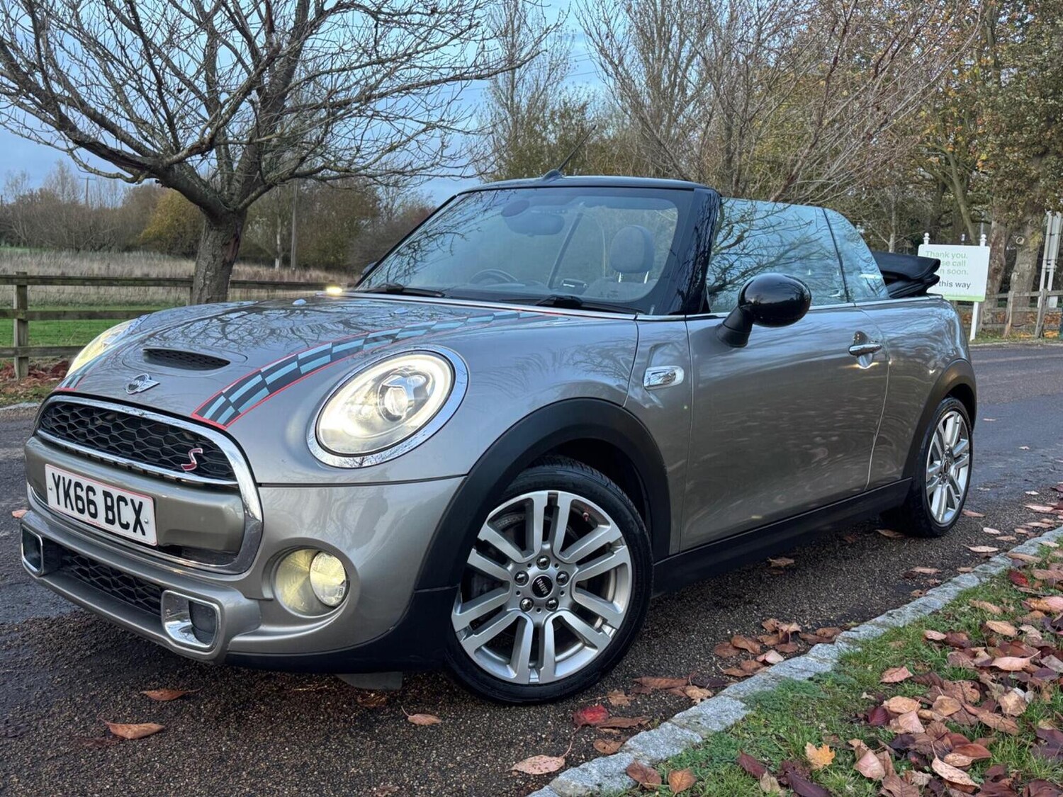 Used MINI Convertible 2016 for sale - 77445690: Photo 8