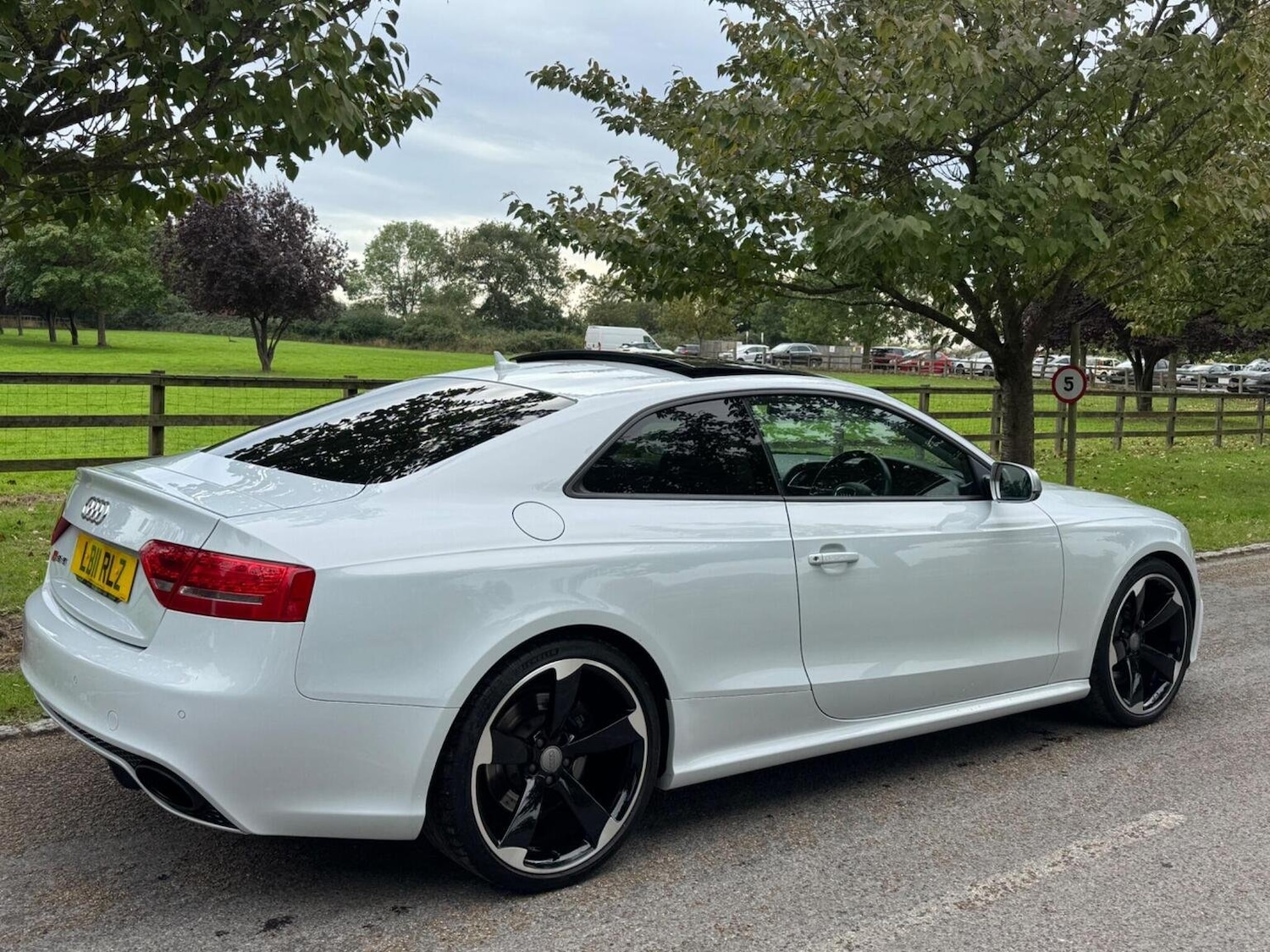 Used Audi RS5 2011 for sale - 77445659: Photo 33