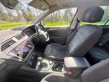 Used Volkswagen Tiguan 2017 for sale - 78383264: Photo