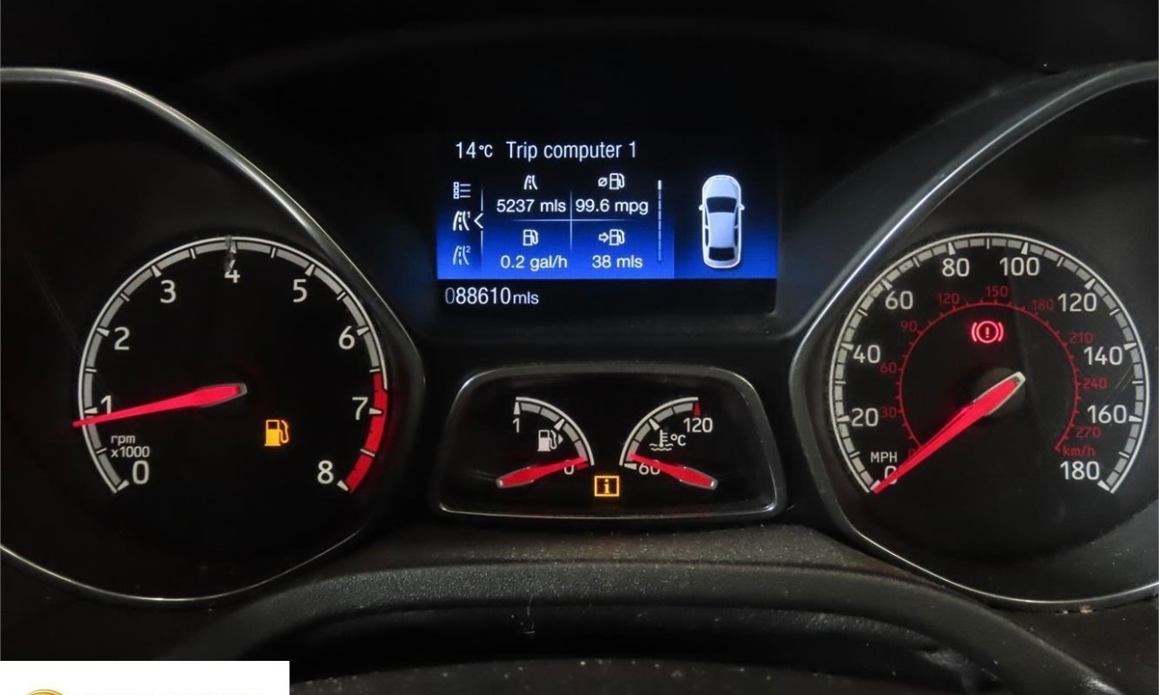 Used Ford Focus 2015 for sale - 76576171: Photo 2