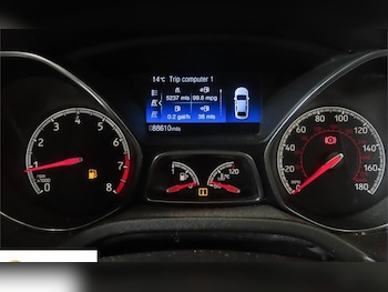 Used Ford Focus 2015 for sale - 76576171: Photo