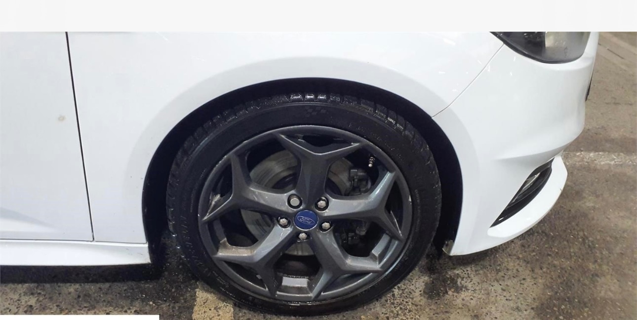 Used Ford Focus 2015 for sale - 76576171: Photo 3