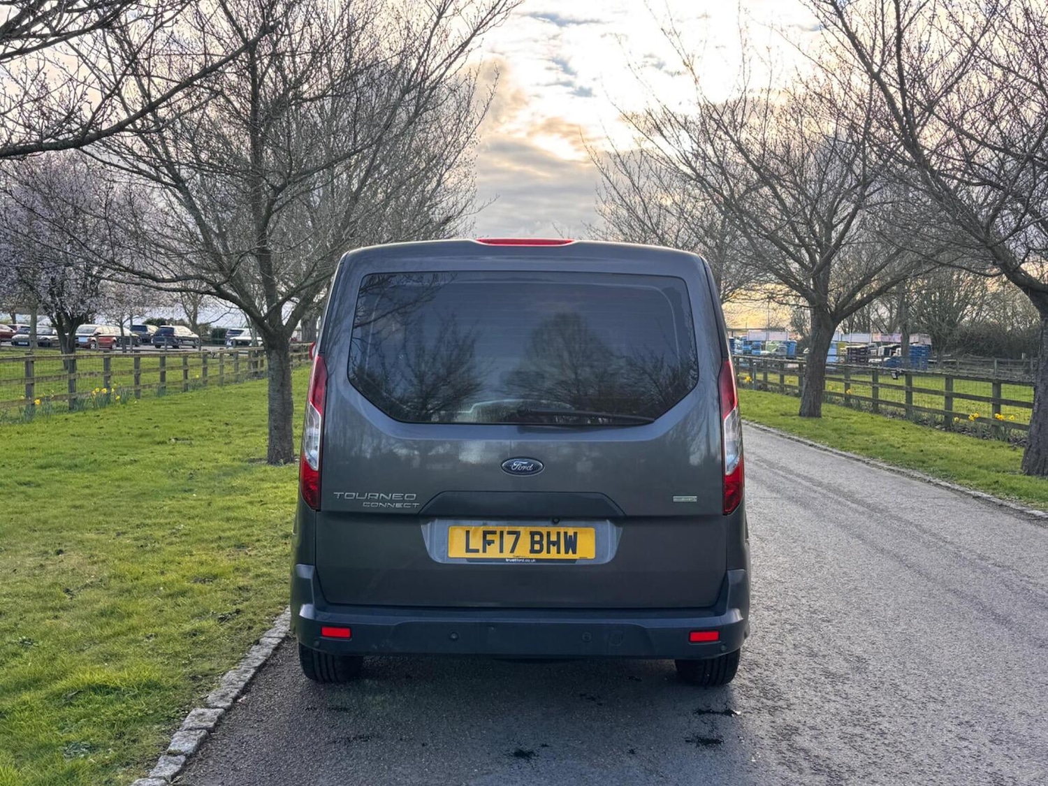 Used Ford Tourneo Connect 2017 for sale - 77981824: Photo 4