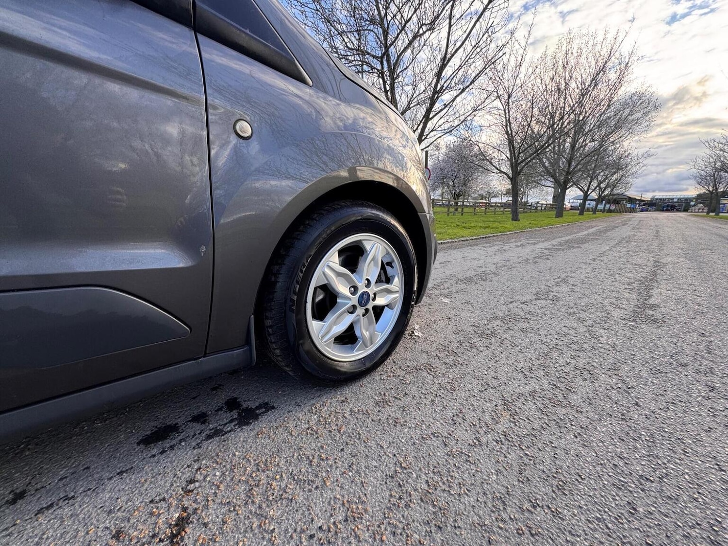 Used Ford Tourneo Connect 2017 for sale - 77981824: Photo 6