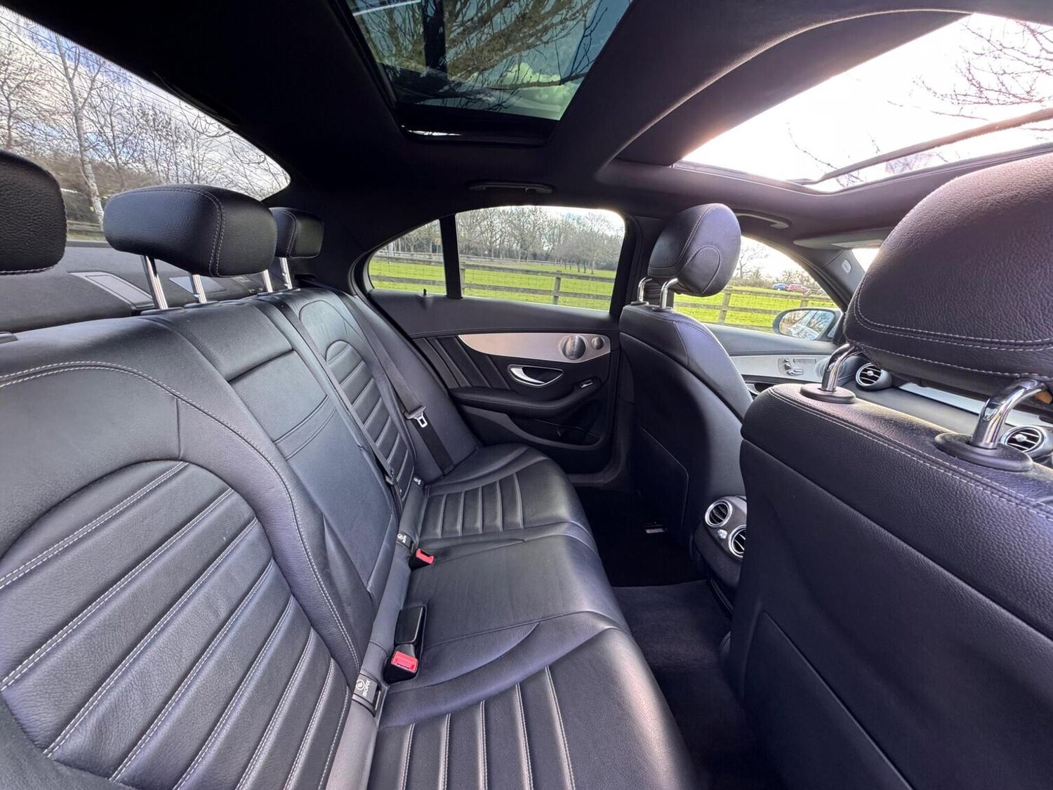 Used Mercedes-Benz C Class 2014 for sale - 77548341: Photo 33