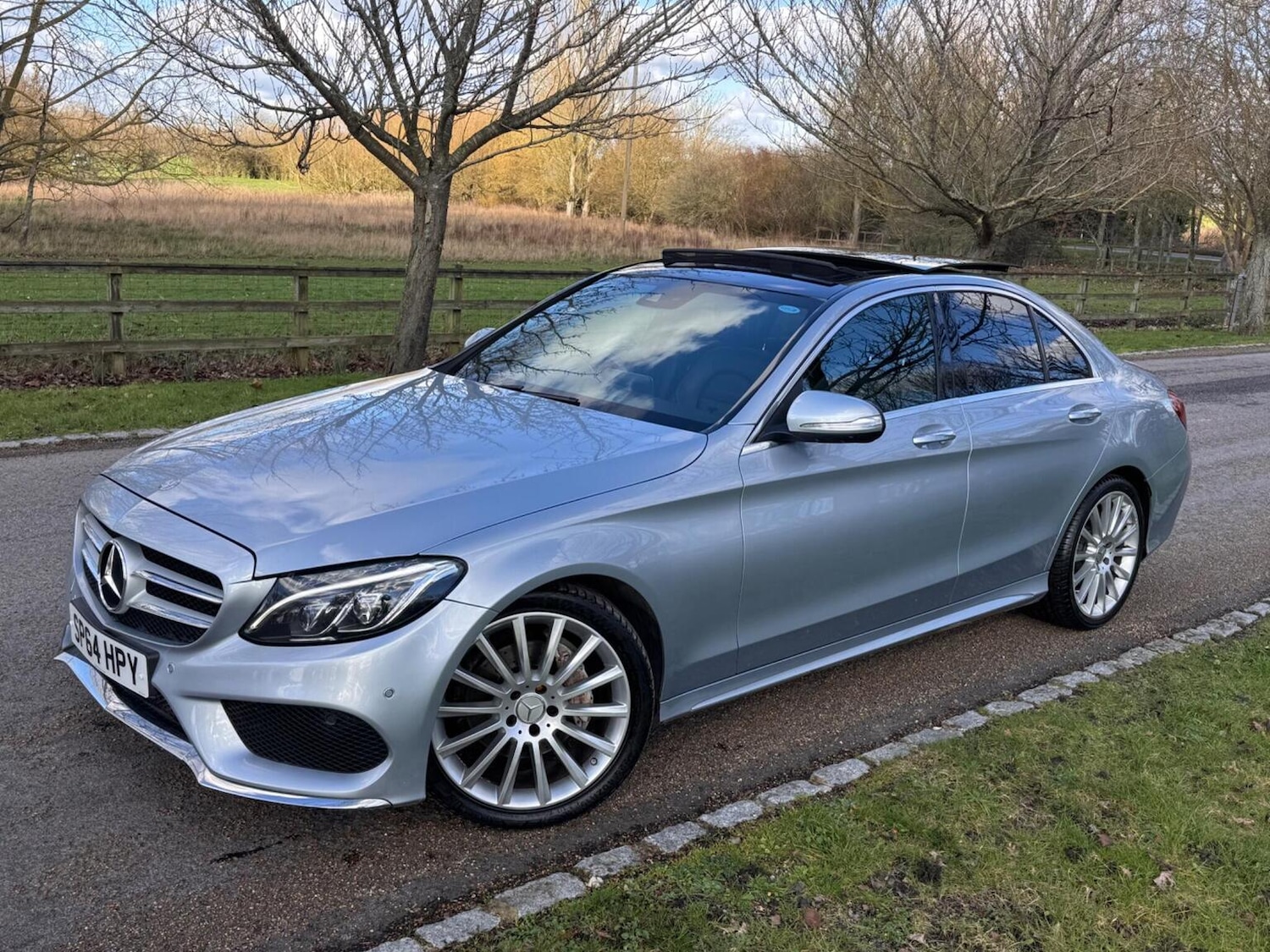 Used Mercedes-Benz C Class 2014 for sale - 77548341: Photo 4