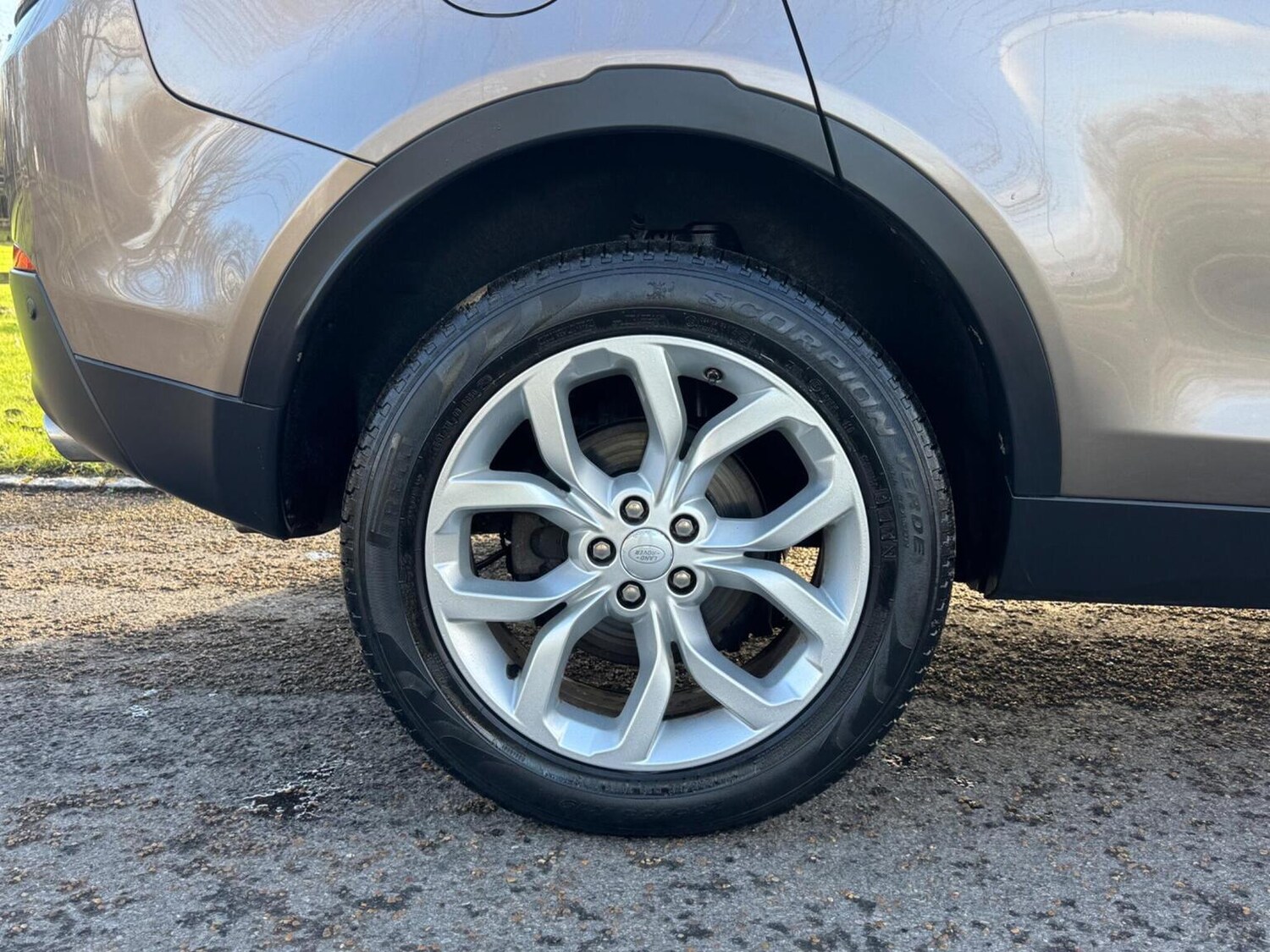 Used Land Rover Discovery Sport 2016 for sale - 77445671: Photo 32