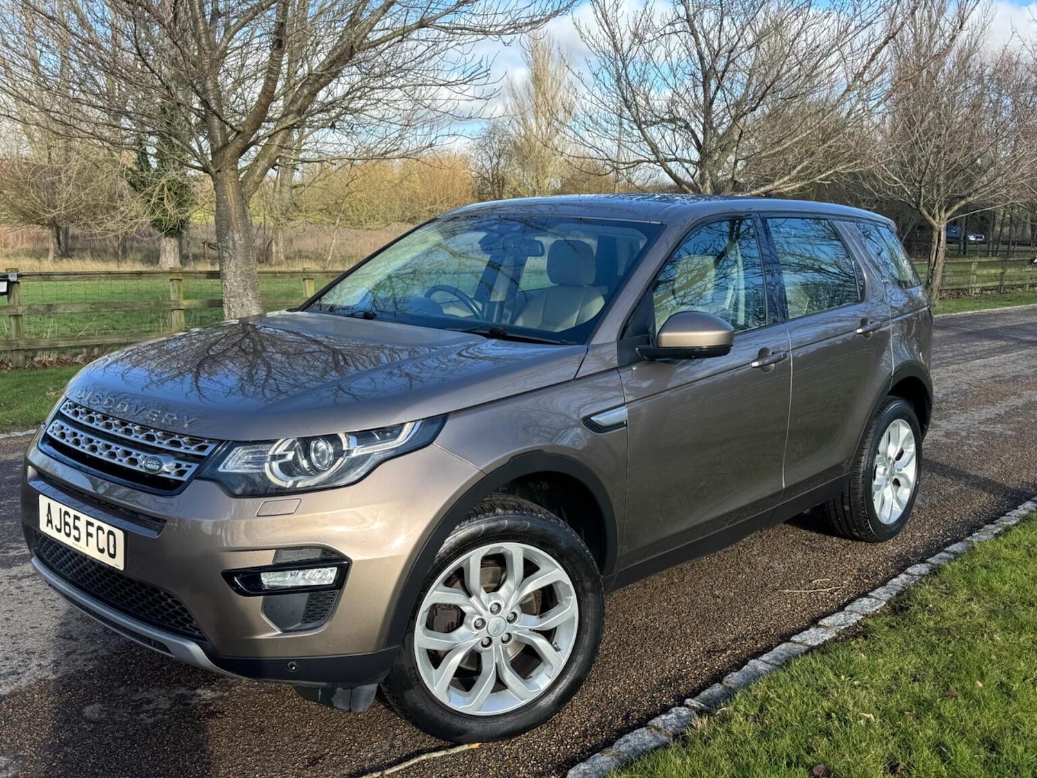 Used Land Rover Discovery Sport 2016 for sale - 77445671: Photo 8