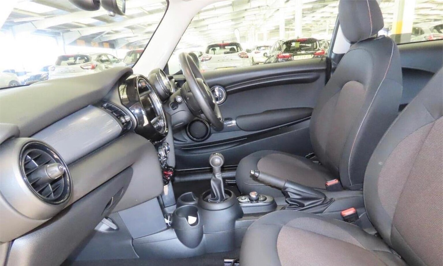 Used MINI Hatch 2020 for sale - 78121586: Photo 2