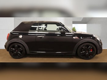 Used MINI Convertible 2016 for sale - 78832058: Photo