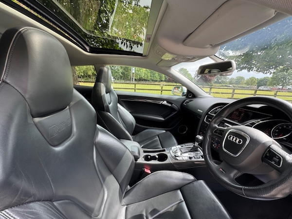 Used Audi RS5 2011 for sale - 75367220: Photo 25