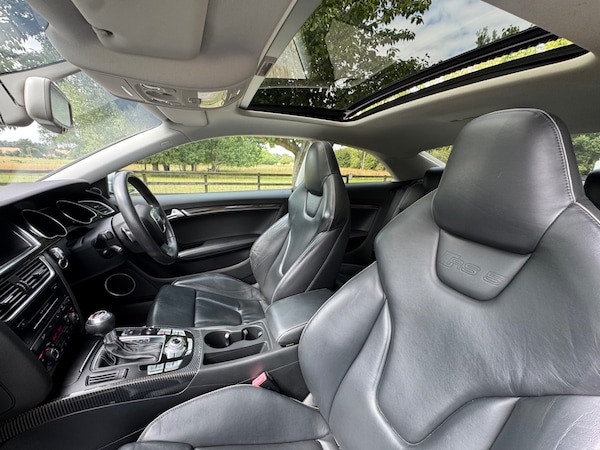 Used Audi RS5 2011 for sale - 75367220: Photo 5