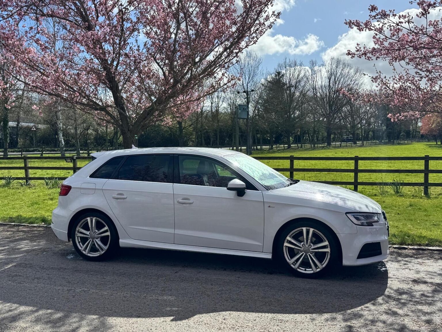 Used Audi A3 2018 for sale - 78038905: Photo 2