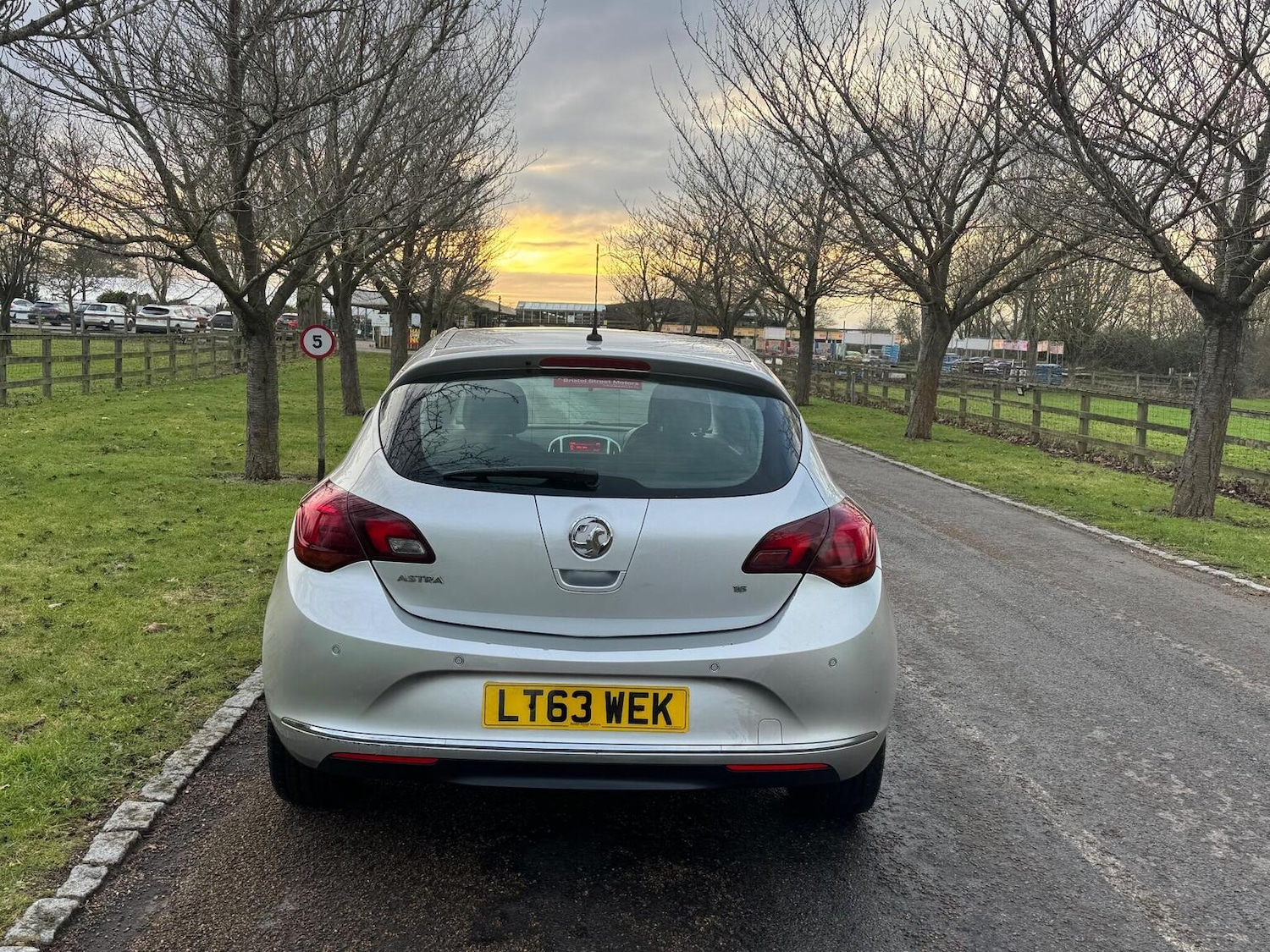 Used Vauxhall Astra 2013 for sale - 77445693: Photo 5