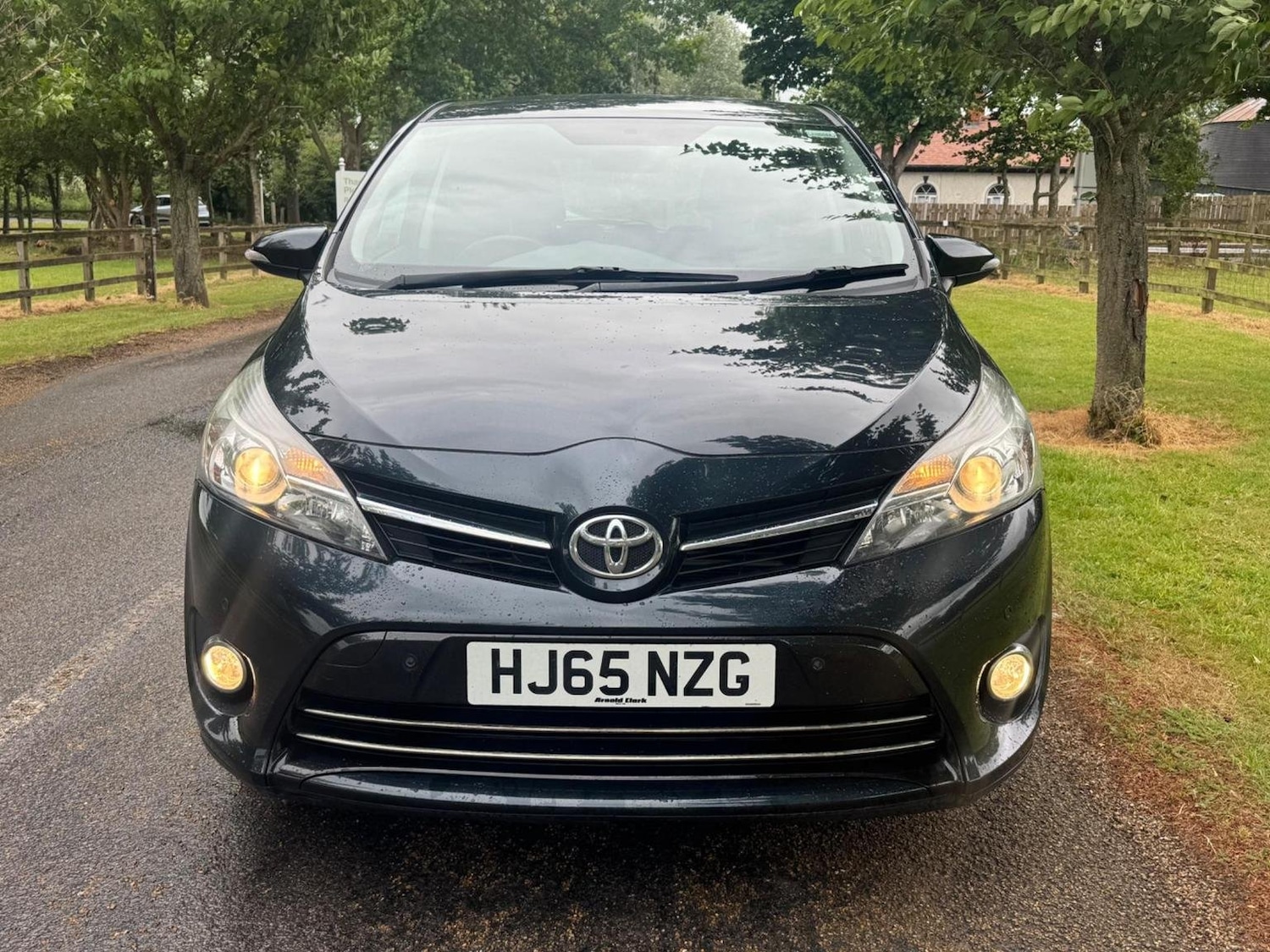 Used Toyota Verso 2015 for sale - 77445662: Photo 10