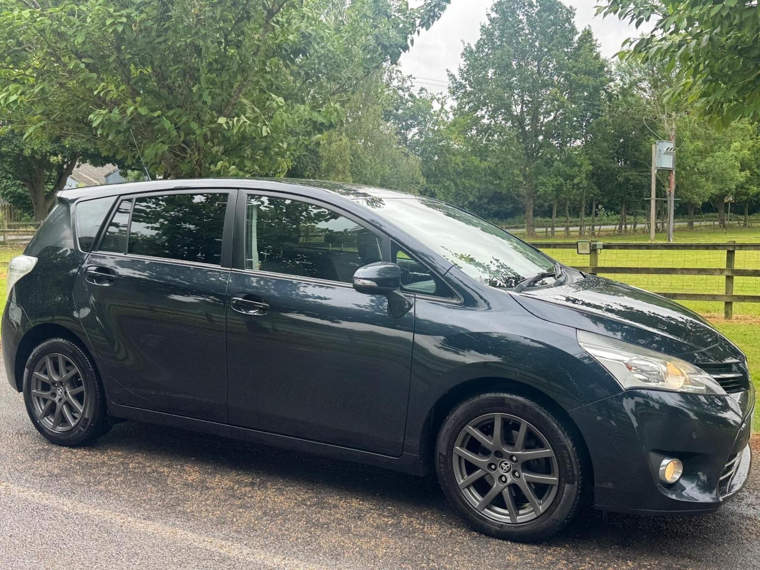 Used Toyota Verso 2015 for sale - 77445662: Photo 2