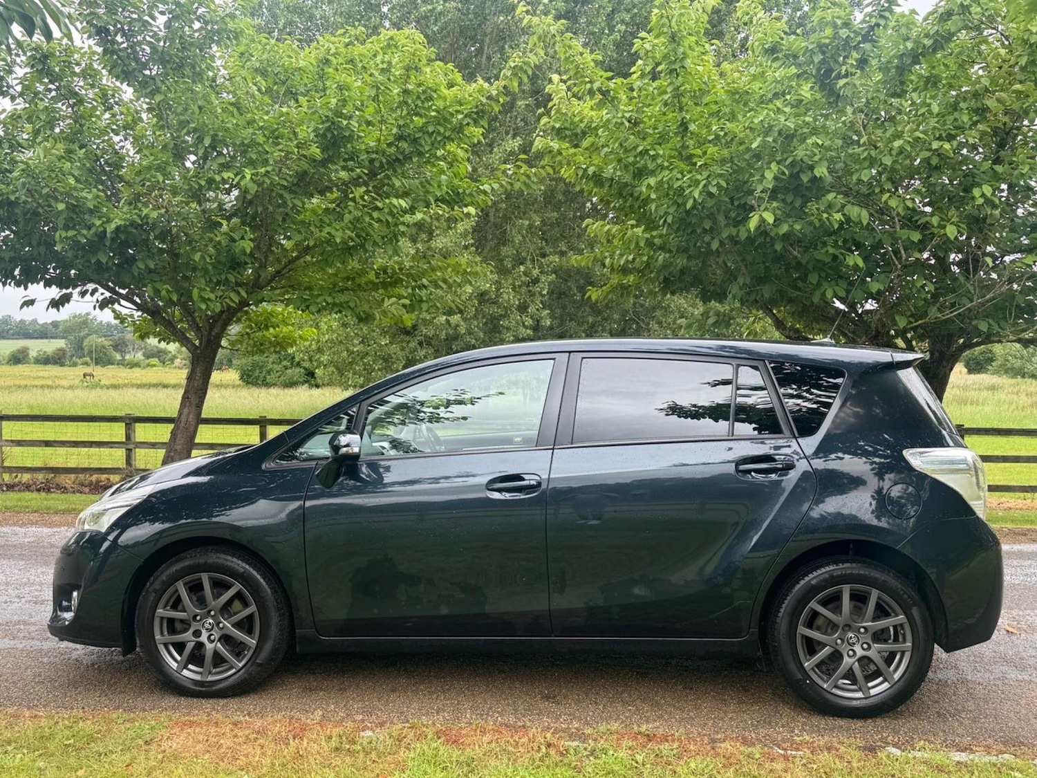 Used Toyota Verso 2015 for sale - 77445662: Photo 6