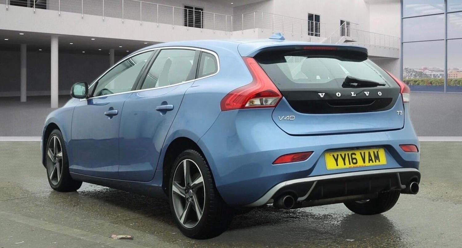 Used Volvo V40 2016 for sale - 77478099: Photo 3