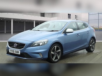 Used Volvo V40 2016 for sale - 77478099: Photo