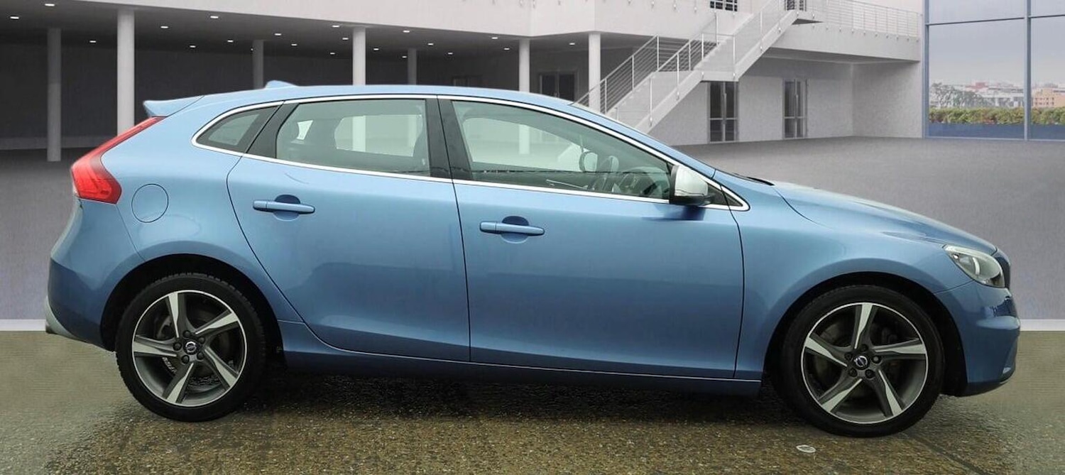 Used Volvo V40 2016 for sale - 77478099: Photo 5