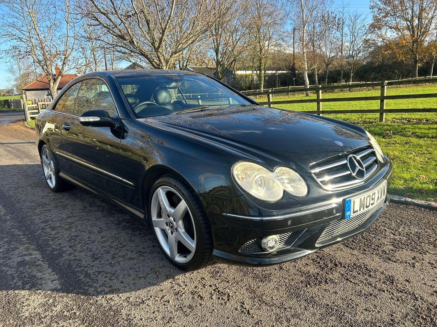 Used Mercedes-Benz CLK 2009 for sale - 77445689: Photo 2