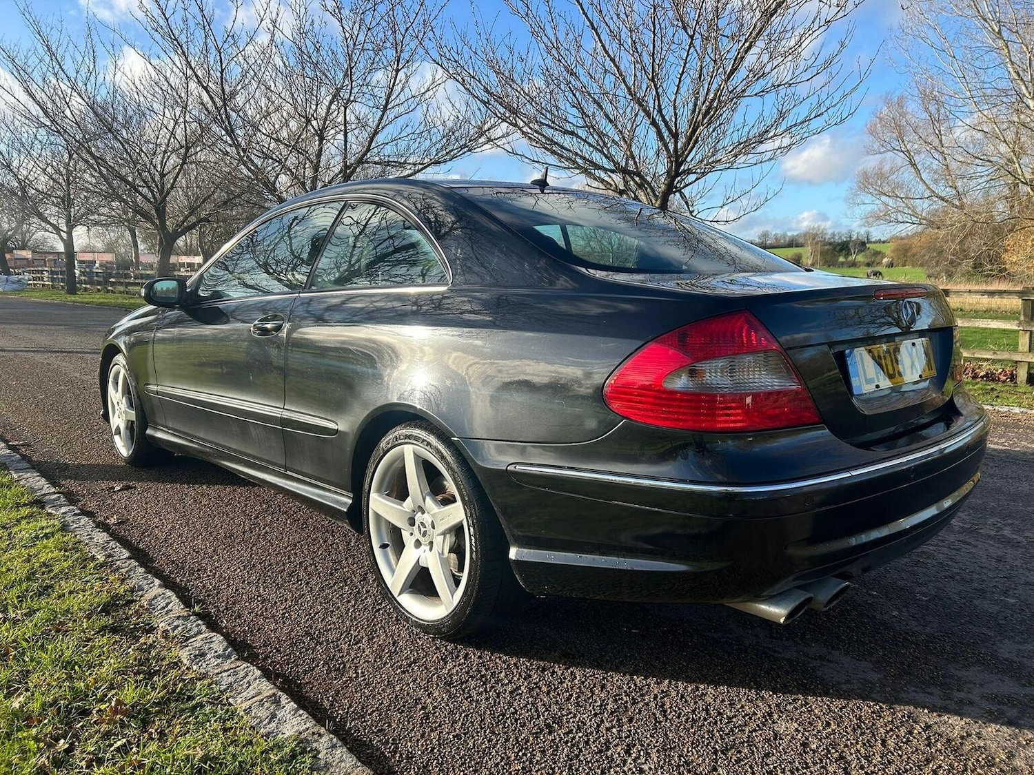 Used Mercedes-Benz CLK 2009 for sale - 77445689: Photo 4
