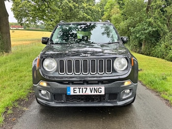 Used Jeep Renegade 2017 for sale - 78876384: Photo