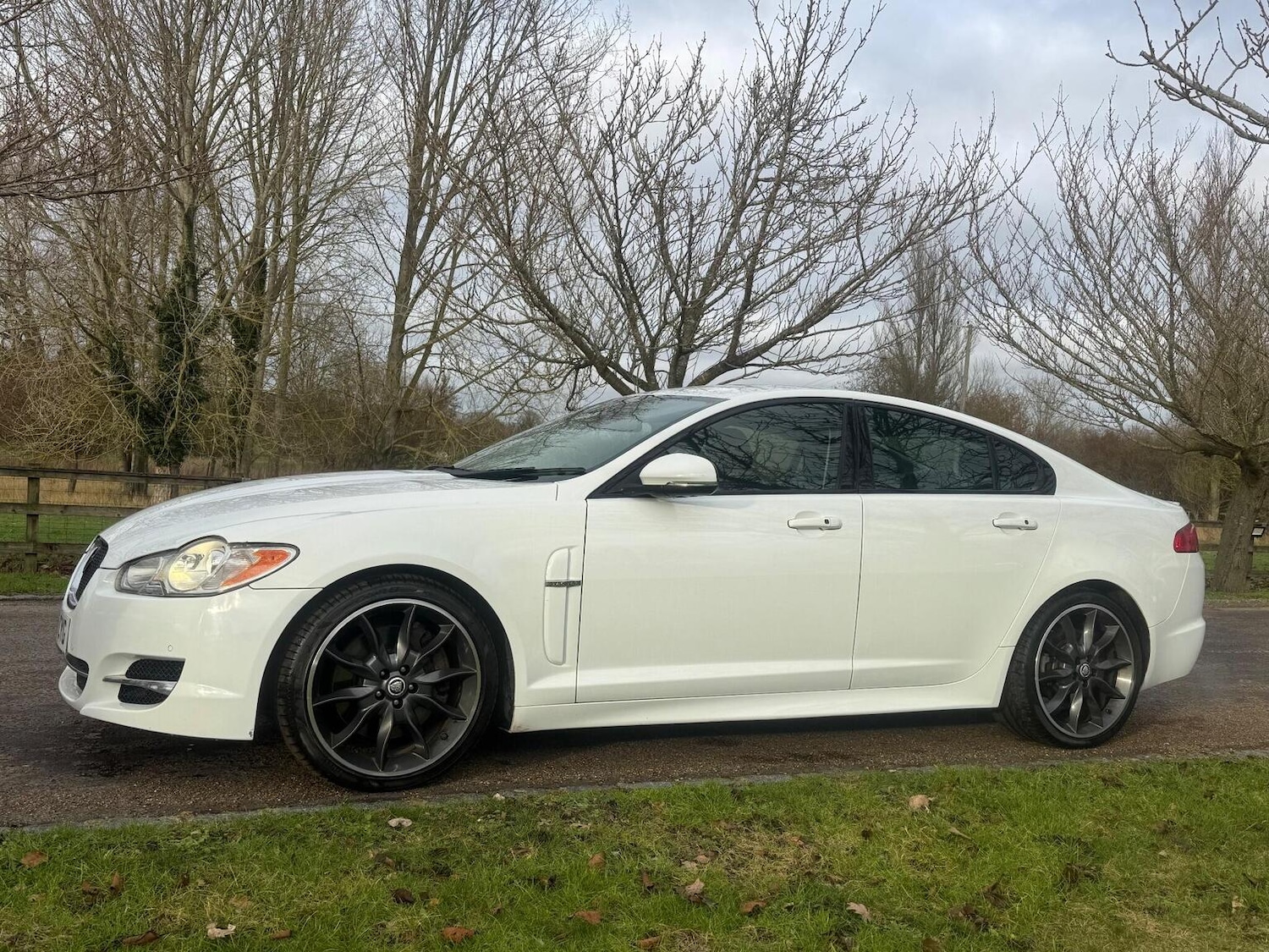 Used Jaguar XF 2011 for sale - 77445685: Photo 10