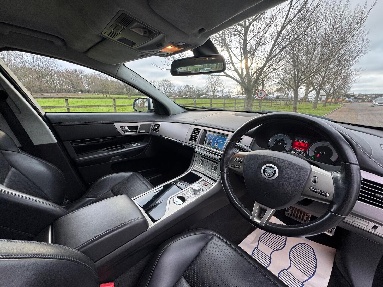 Used Jaguar XF 2011 for sale - 77445685: Photo 18