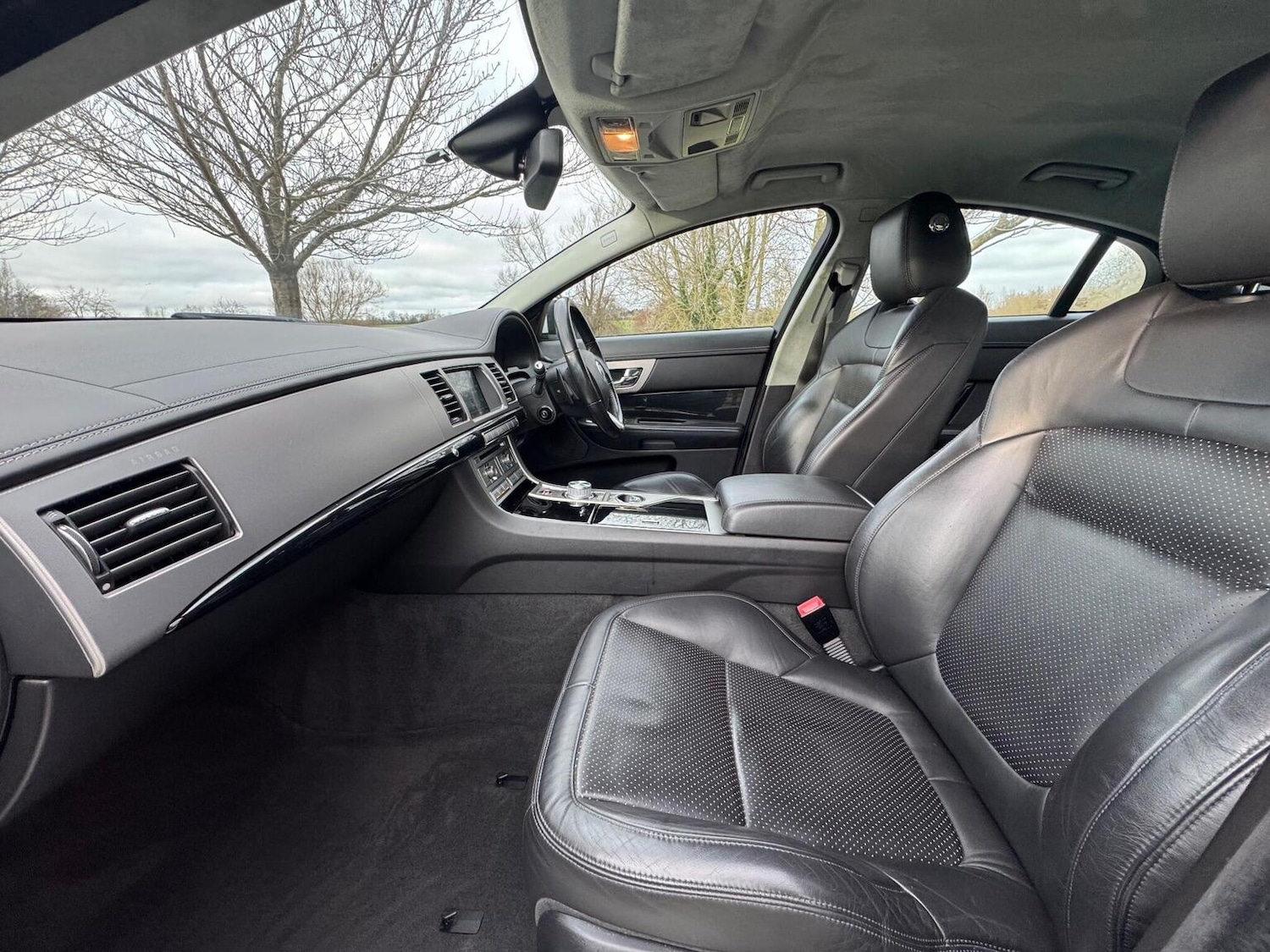 Used Jaguar XF 2011 for sale - 77445685: Photo 35