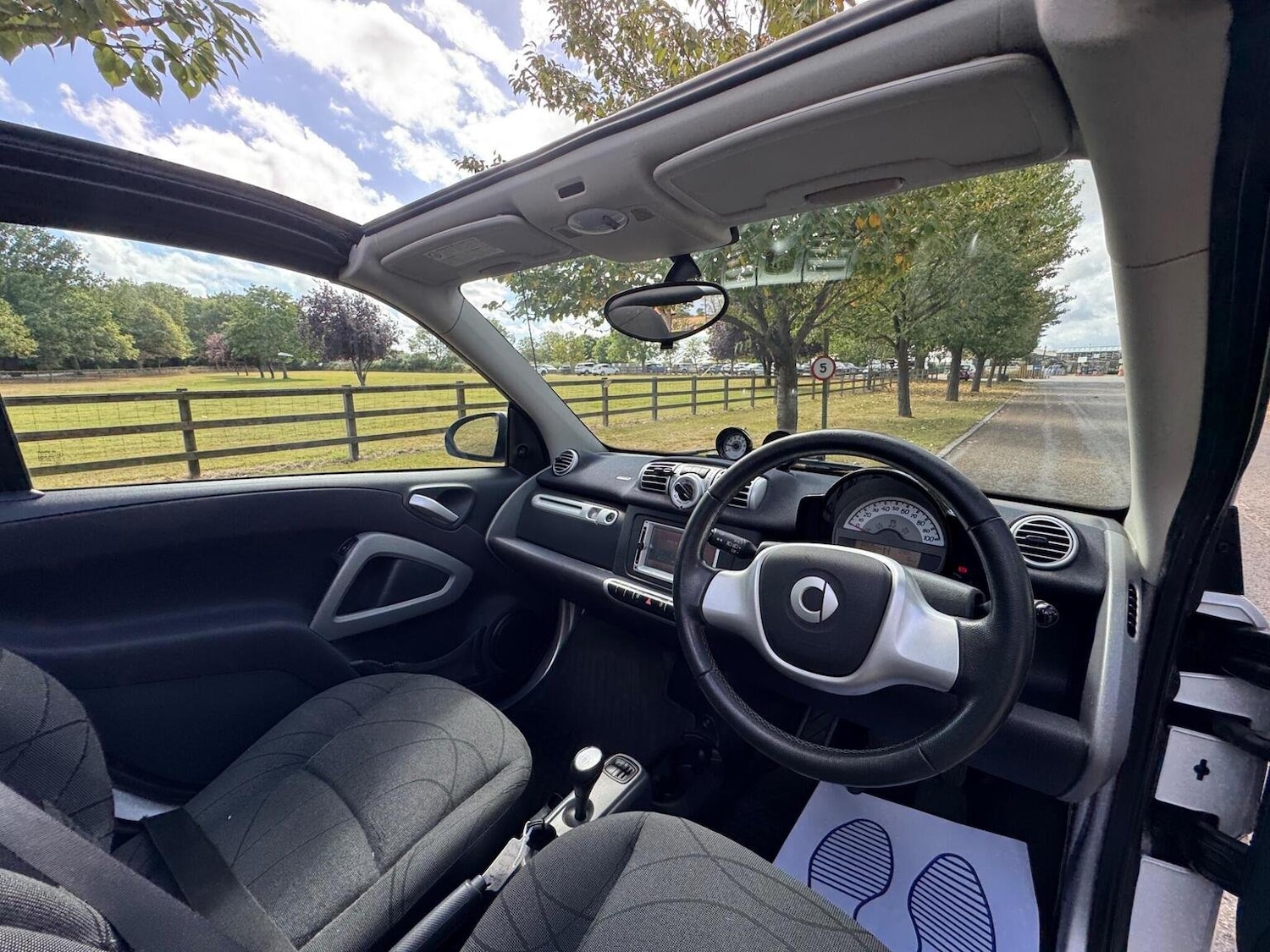 Used smart fortwo 2013 for sale - 77445660: Photo 65