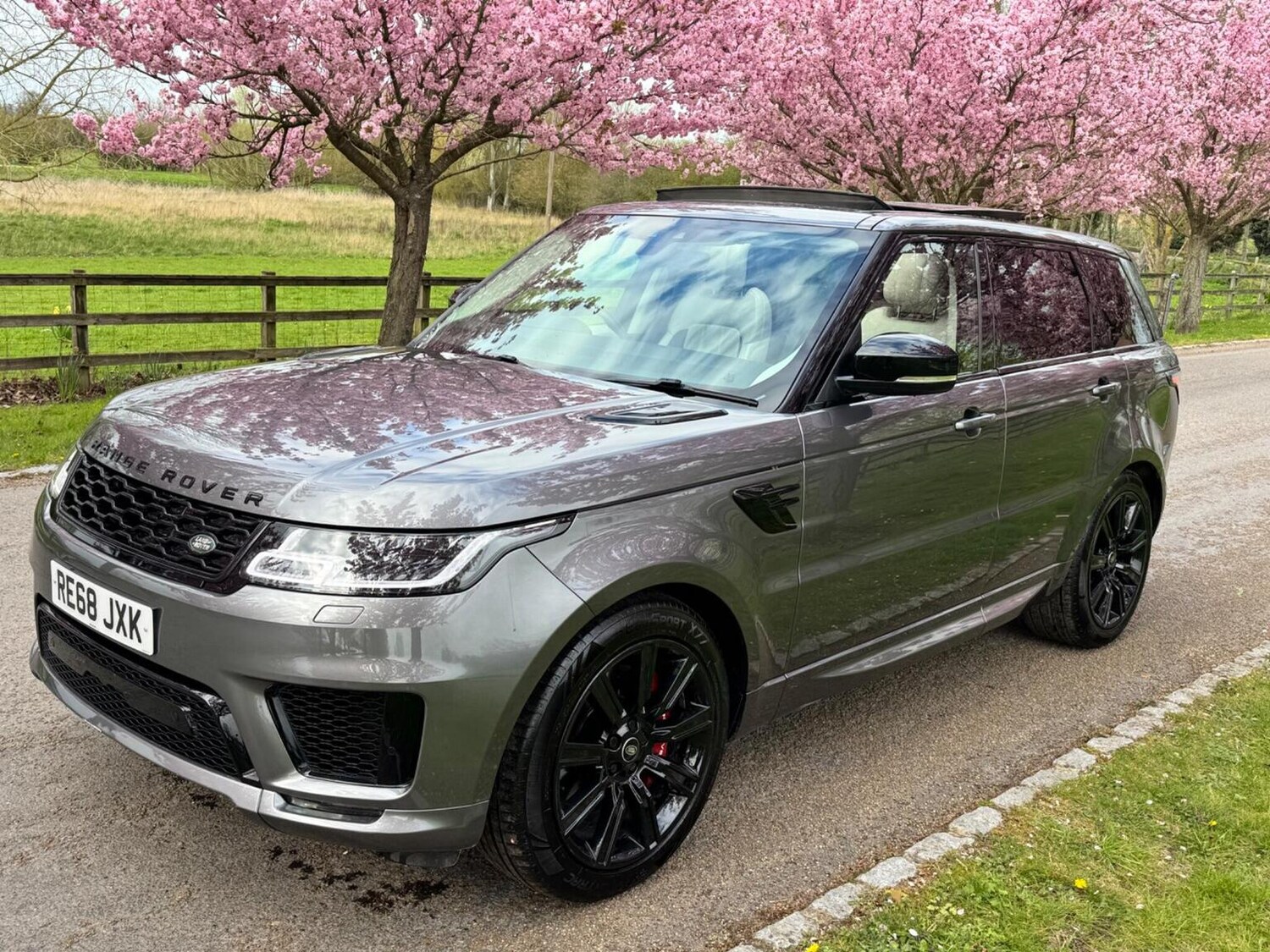 Used Land Rover Range Rover Sport 2018 for sale - 78105924: Photo 16