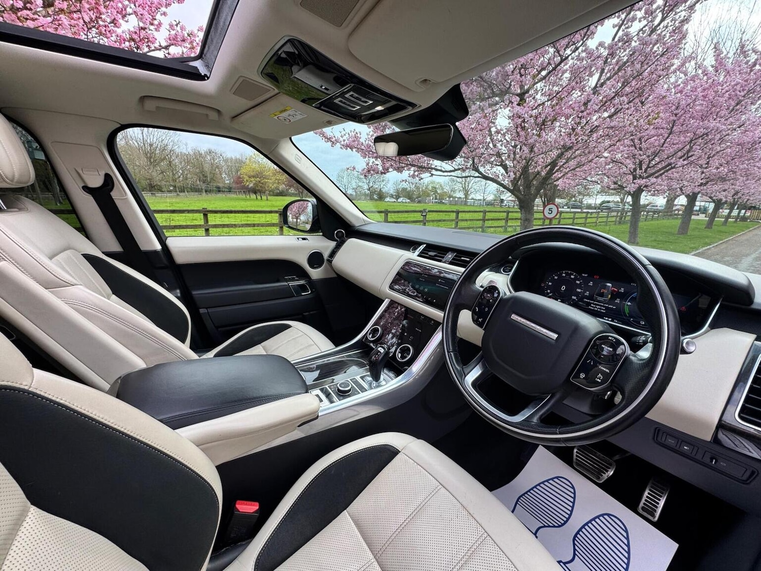 Used Land Rover Range Rover Sport 2018 for sale - 78105924: Photo 27