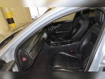 Used Jaguar XF 2017 for sale - 77774746: Photo